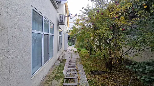 Satılır torpaq sahəsi 4 m²