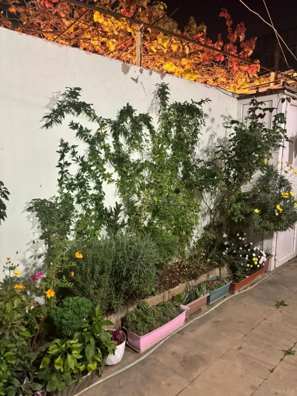 Satılır 3 otaqlı həyət evi 100 m²