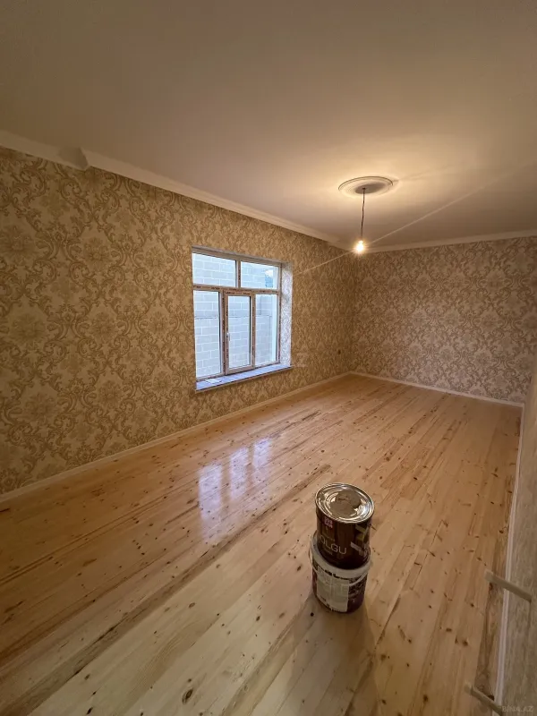 Satılır 4 otaqlı həyət evi 135 m²