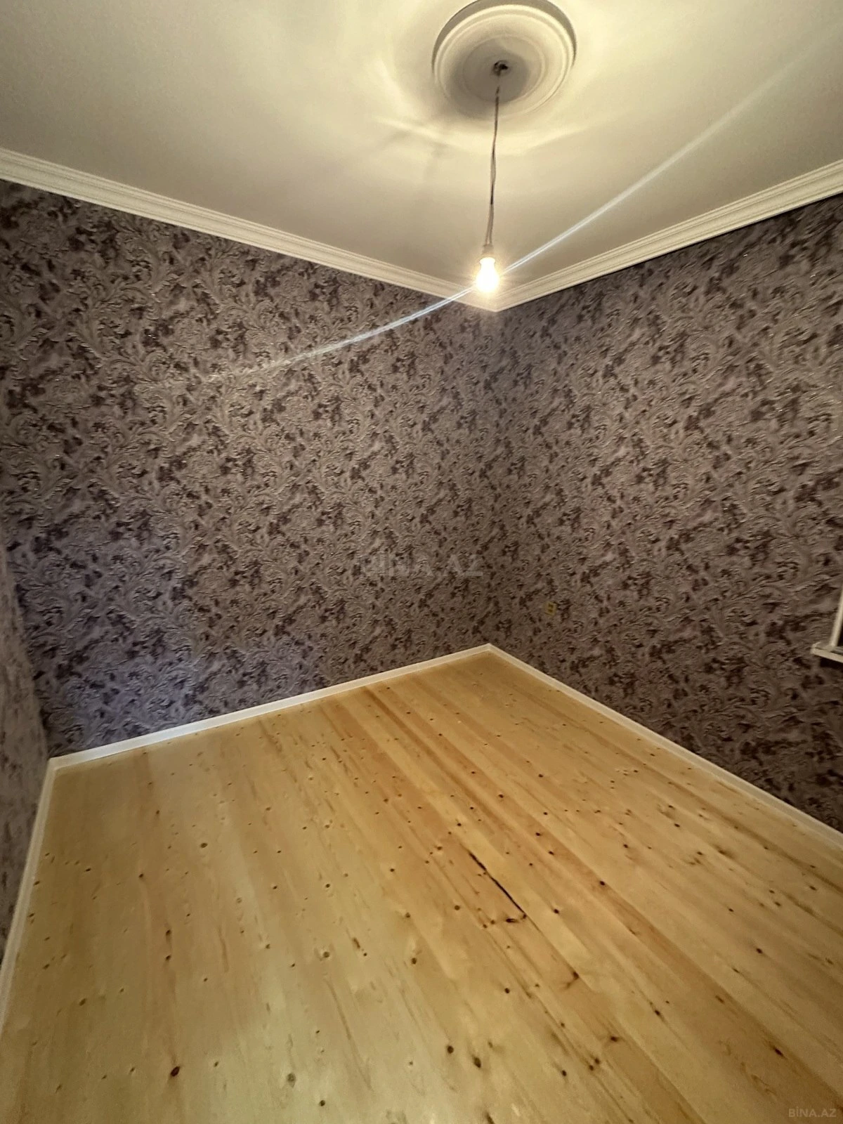 Satılır 4 otaqlı həyət evi 135 m²