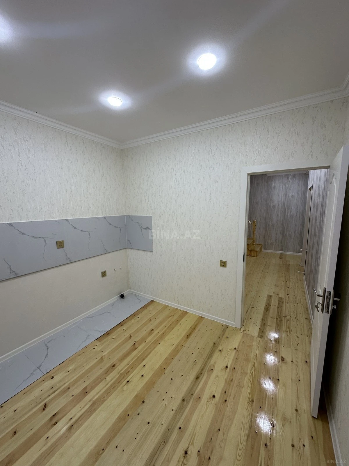 Satılır 4 otaqlı həyət evi 135 m²