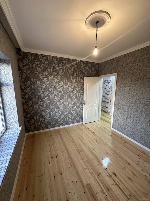 Satılır 4 otaqlı həyət evi 135 m²