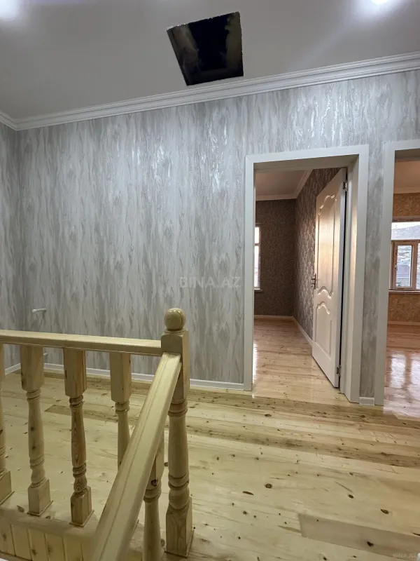 Satılır 4 otaqlı həyət evi 135 m²