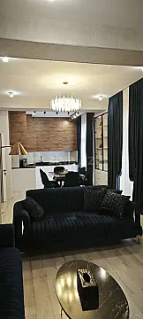 Satılır 2 otaqlı mənzil 107 m²