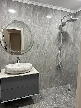 Satılır 4 otaqlı mənzil 200 m²