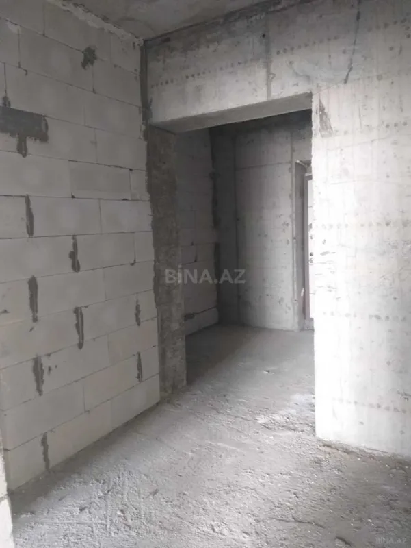 Satılır 3 otaqlı mənzil 140 m²