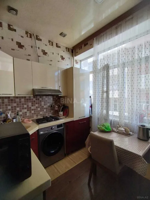 Satılır 3 otaqlı mənzil 63 m²