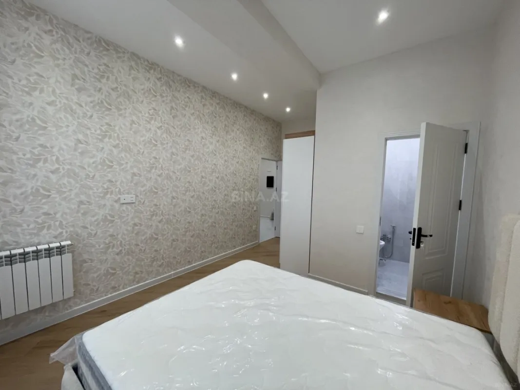Kirayə verilir 3 otaqlı mənzil 130 m²