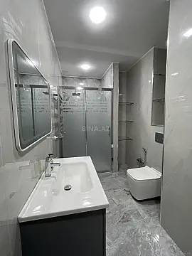 Kirayə verilir 3 otaqlı mənzil 130 m²