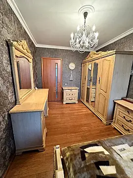 Satılır 2 otaqlı mənzil 90 m²