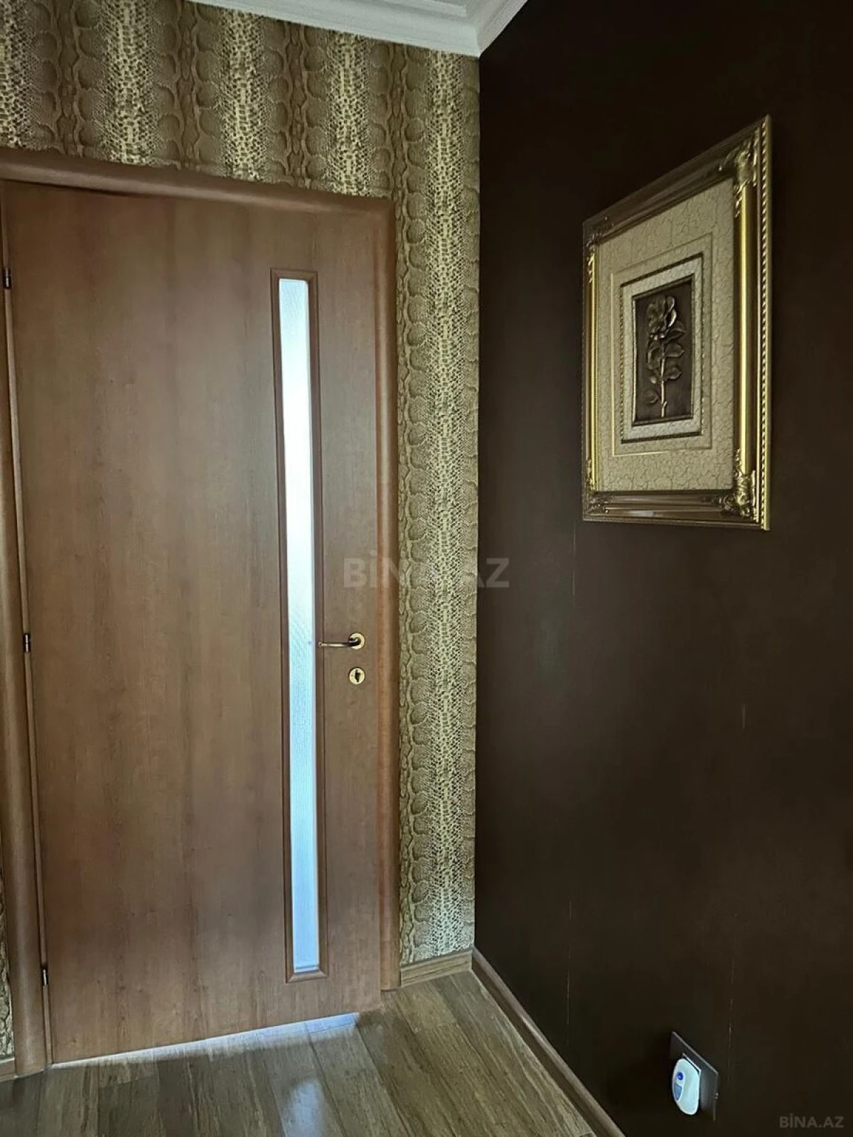 Satılır 2 otaqlı mənzil 90 m²