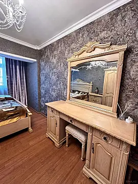 Satılır 2 otaqlı mənzil 90 m²