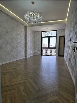 Satılır 3 otaqlı mənzil 132 m²