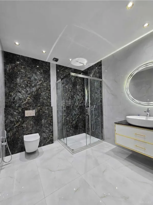 Satılır 3 otaqlı mənzil 132 m²