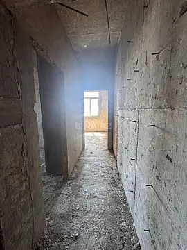 Satılır 3 otaqlı mənzil 151 m²