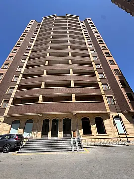 Satılır 3 otaqlı mənzil 151 m² — Bakı 3 otaq 151.00 m²