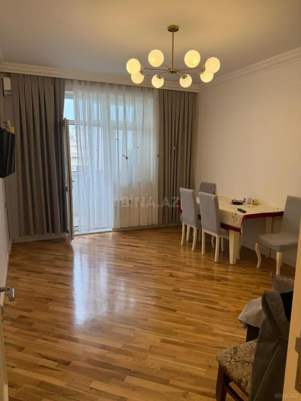 Satılır 2 otaqlı mənzil 65 m²