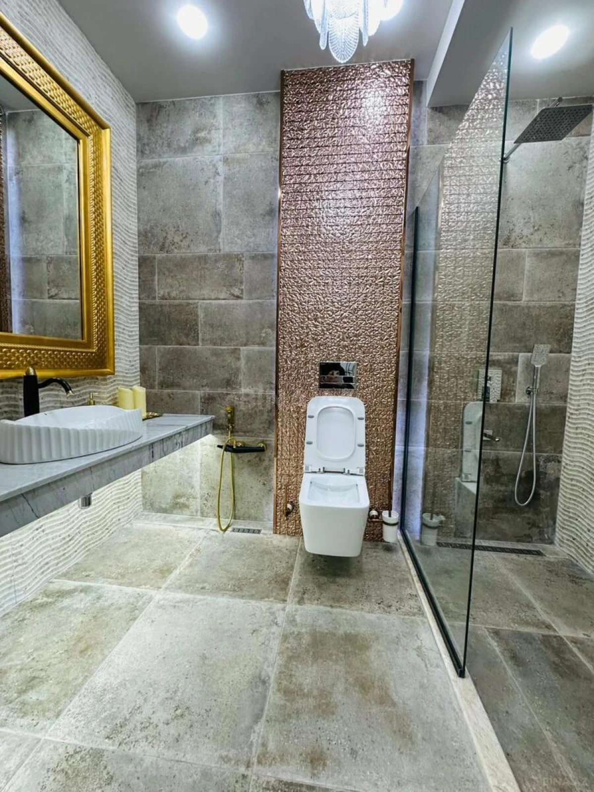 Satılır 3 otaqlı mənzil 107 m²