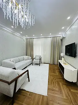 Satılır 3 otaqlı mənzil 107 m²