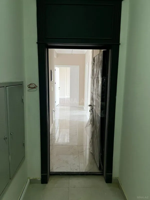 Satılır 4 otaqlı mənzil 120 m²