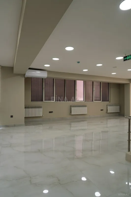 Kirayə verilir 12 otaqlı ofis 280 m²