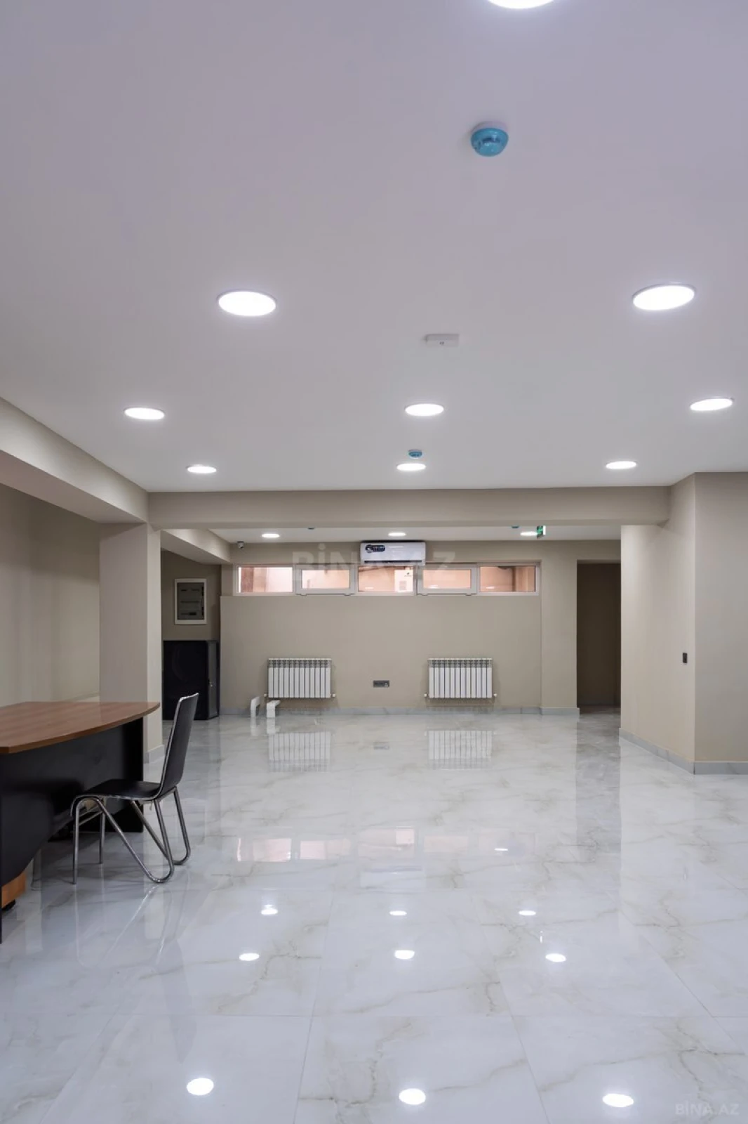 Kirayə verilir 12 otaqlı ofis 280 m²