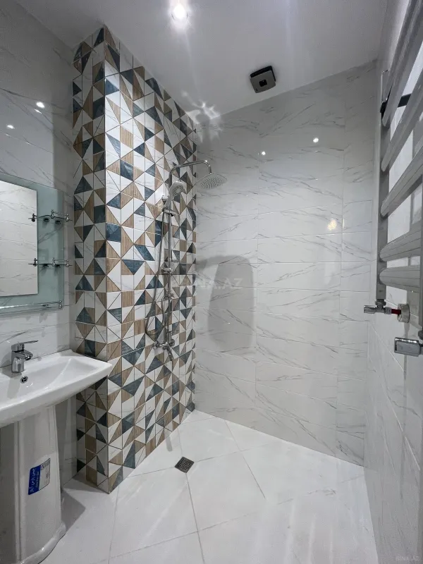 Kirayə verilir 3 otaqlı ofis 120 m²