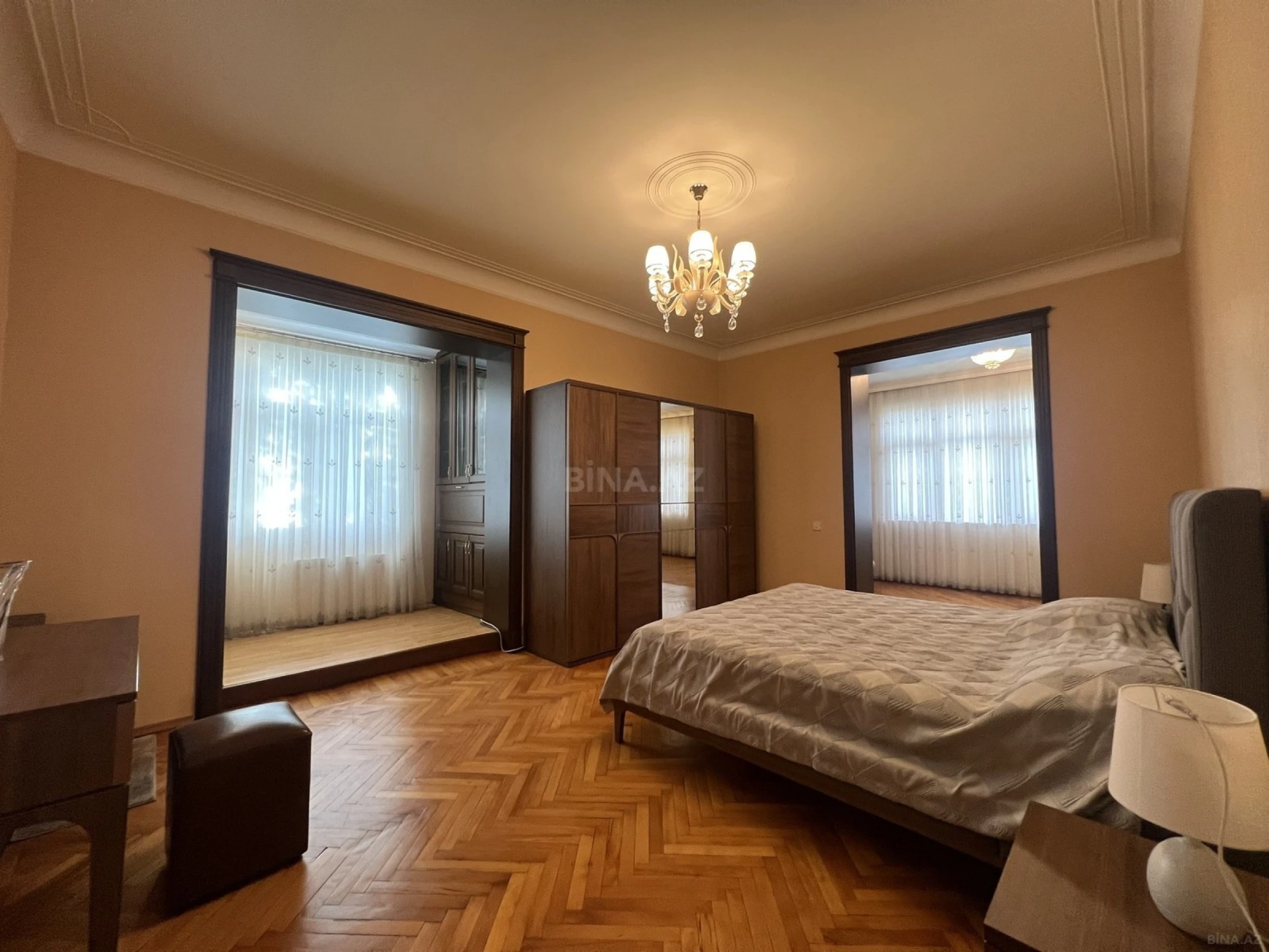 Kirayə verilir 3 otaqlı mənzil 100 m²