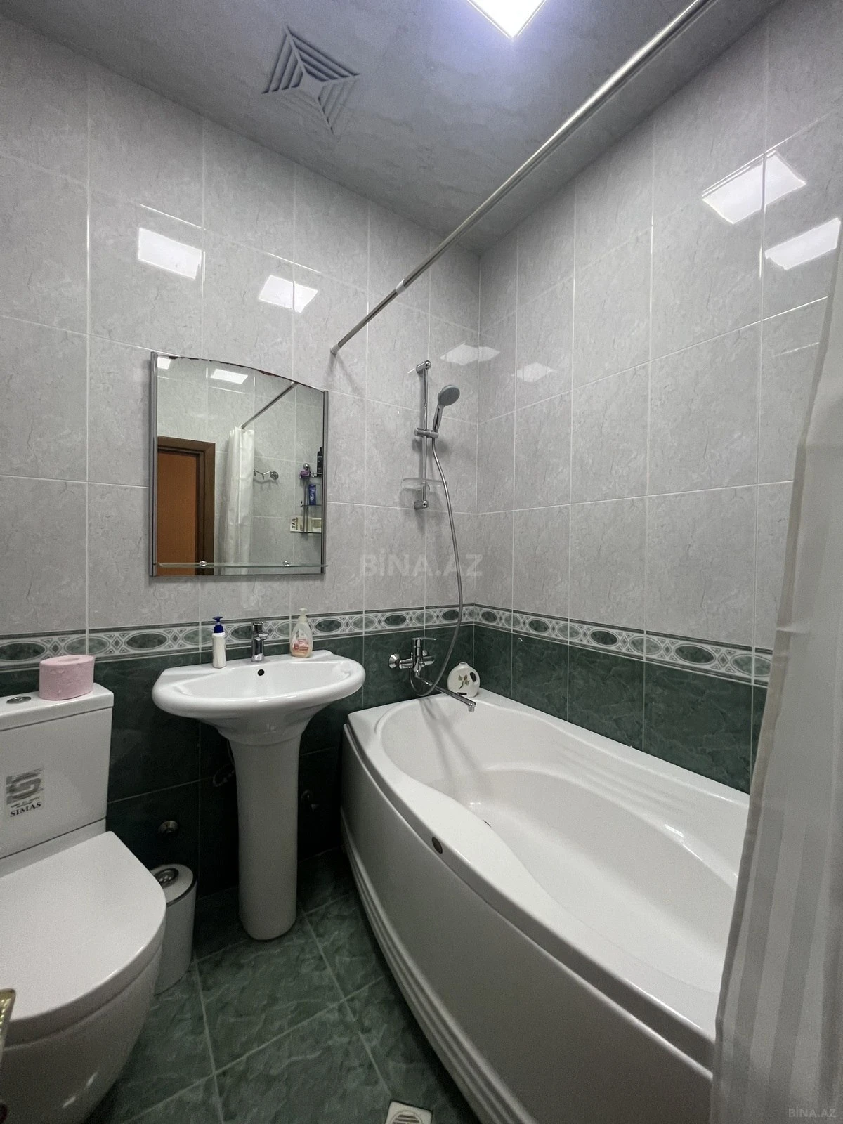 Kirayə verilir 3 otaqlı mənzil 100 m²