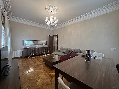 Kirayə verilir 3 otaqlı mənzil 100 m²