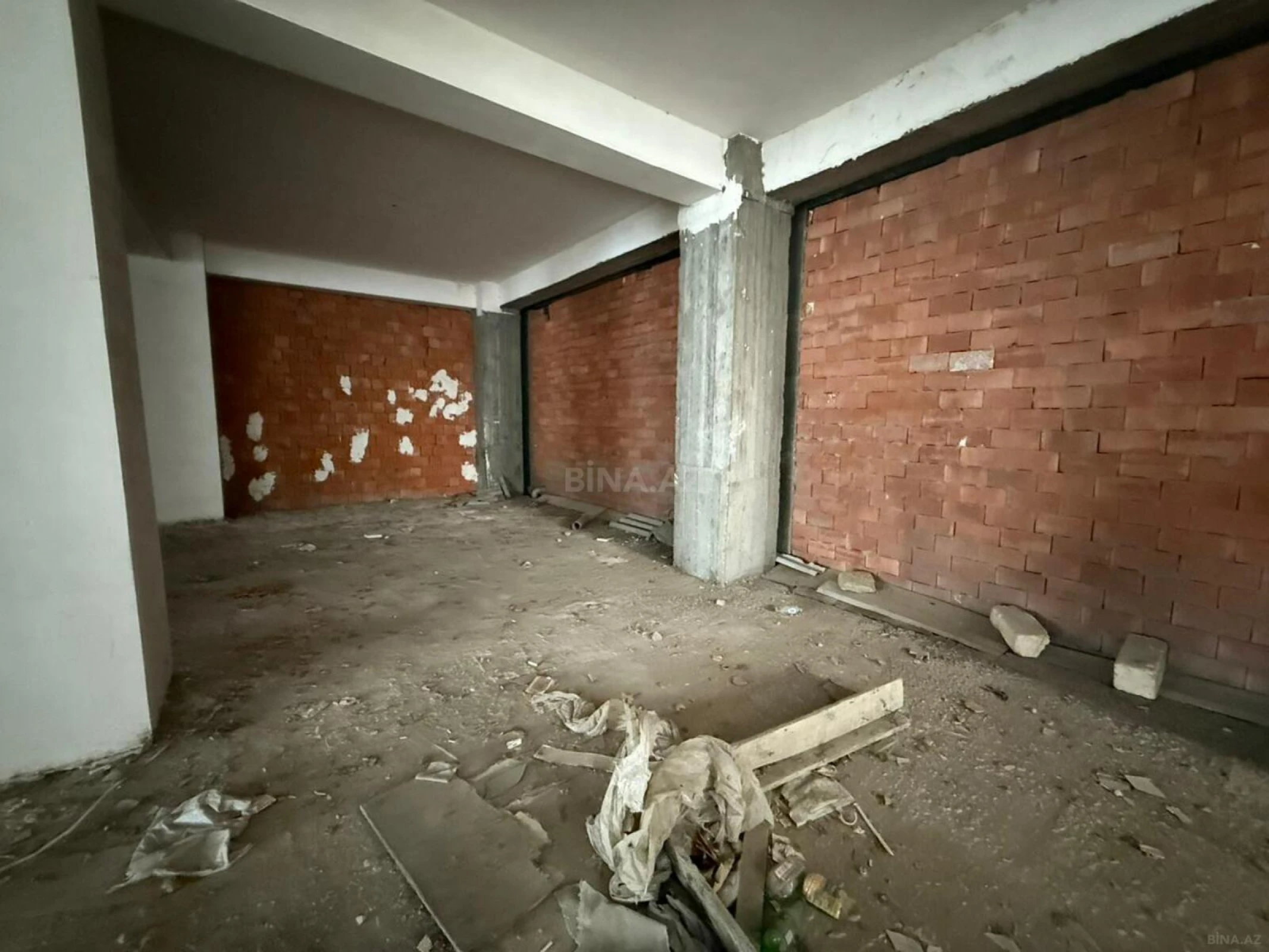 Satılır obyekt 600 m²