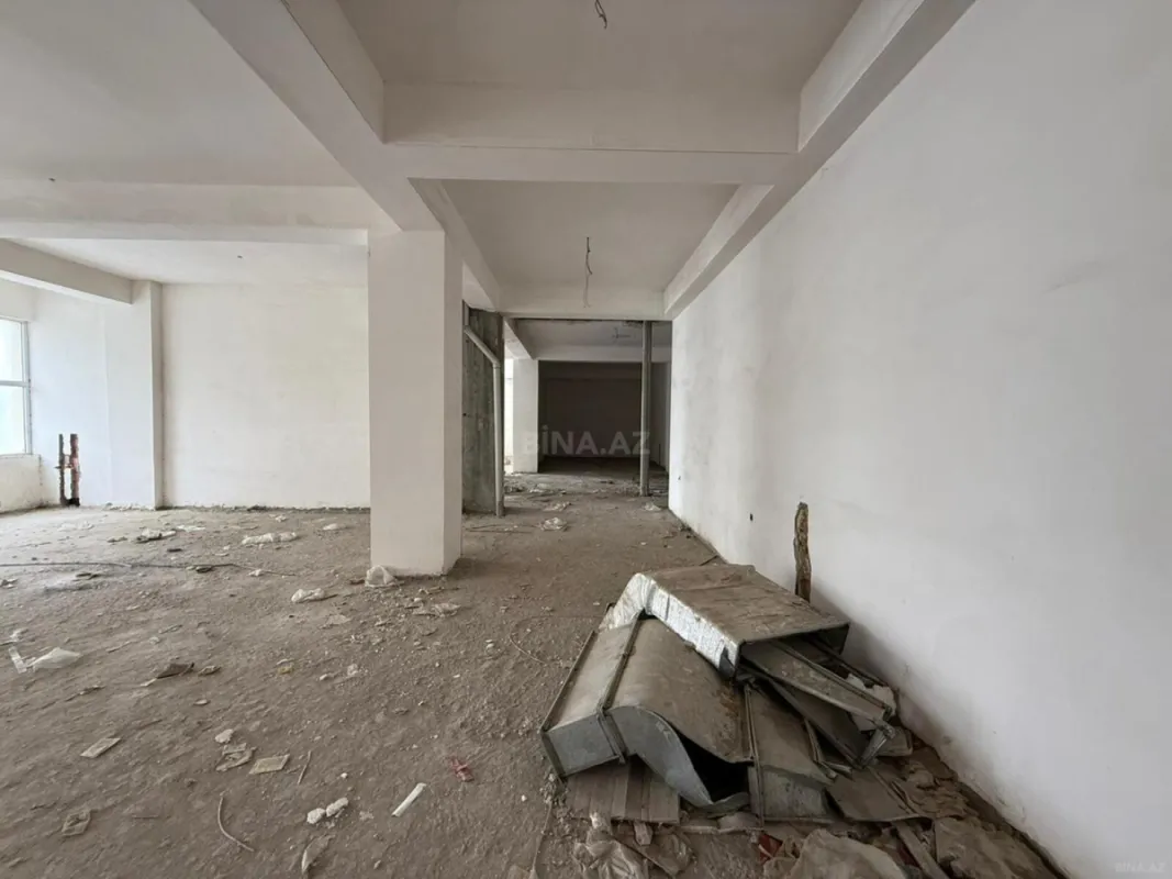 Satılır obyekt 600 m²