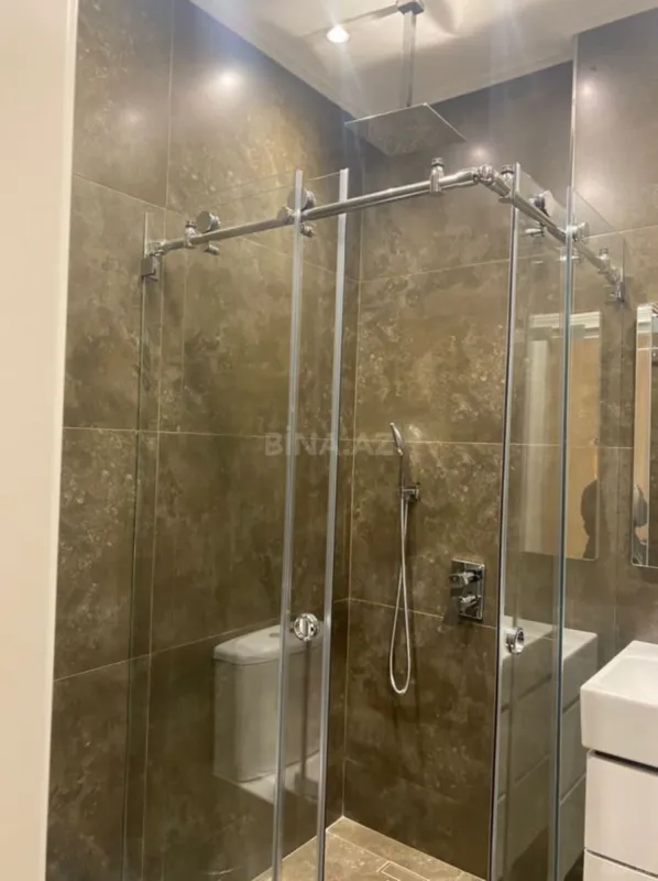 Kirayə verilir 3 otaqlı mənzil 120 m²