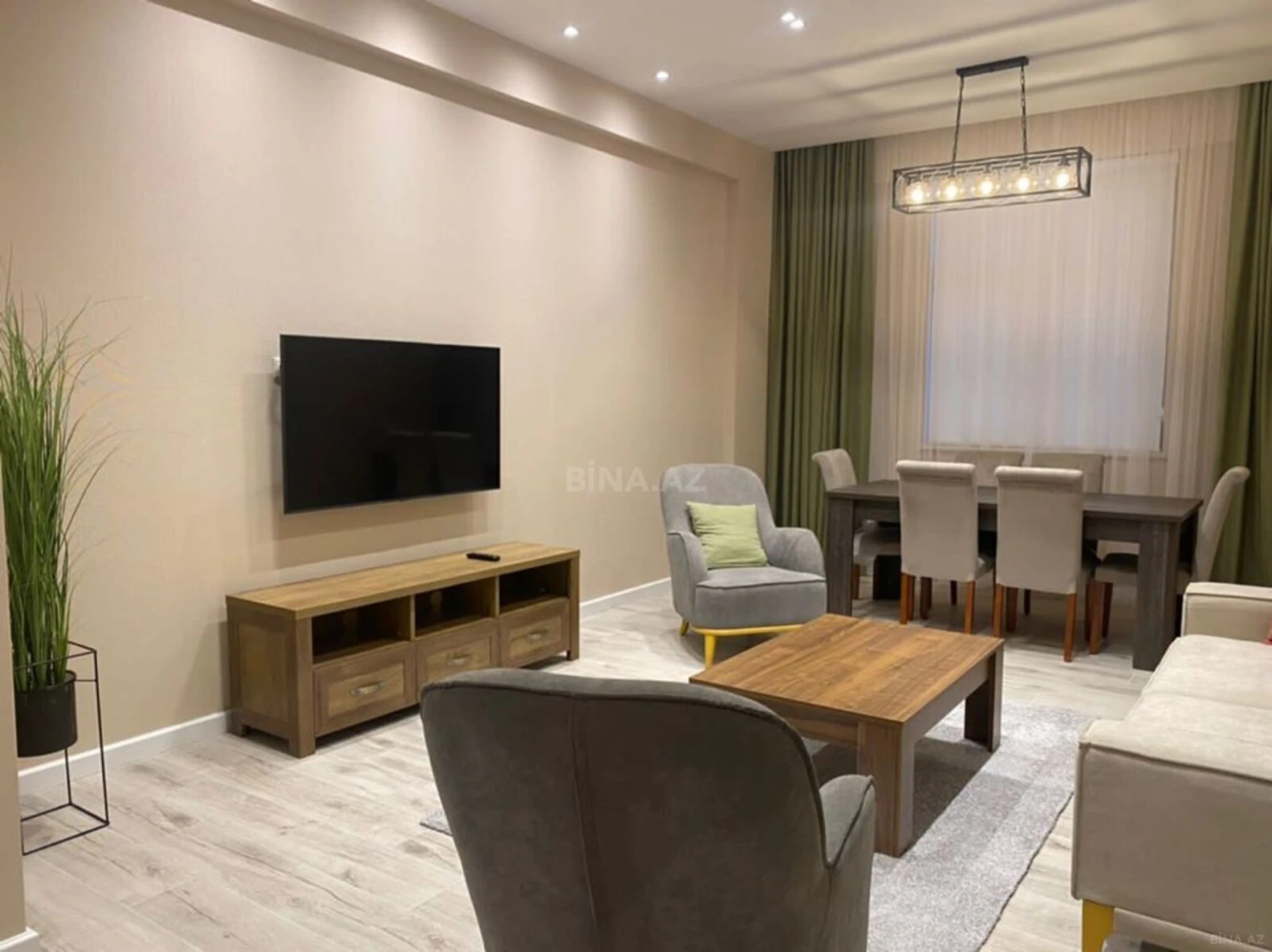 Kirayə verilir 3 otaqlı mənzil 120 m²