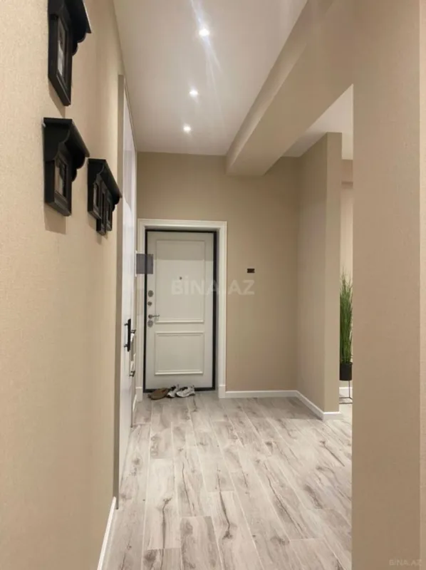 Kirayə verilir 3 otaqlı mənzil 120 m²