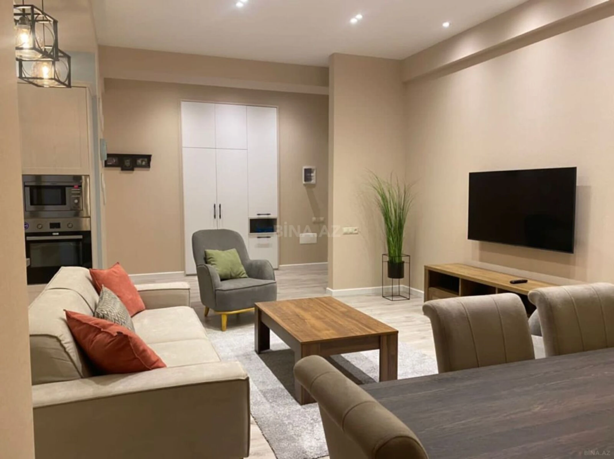 Kirayə verilir 3 otaqlı mənzil 120 m²