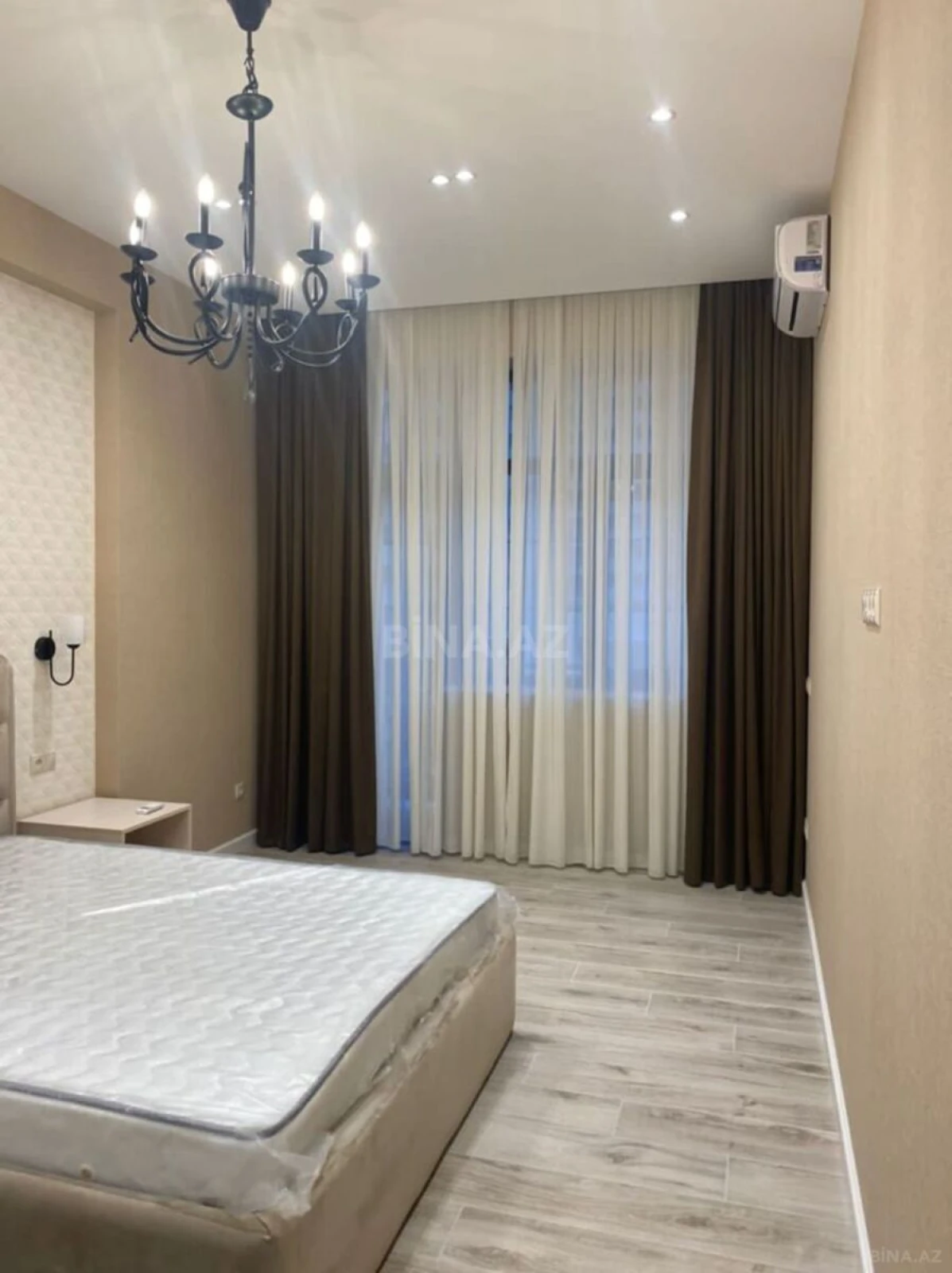 Kirayə verilir 3 otaqlı mənzil 120 m²