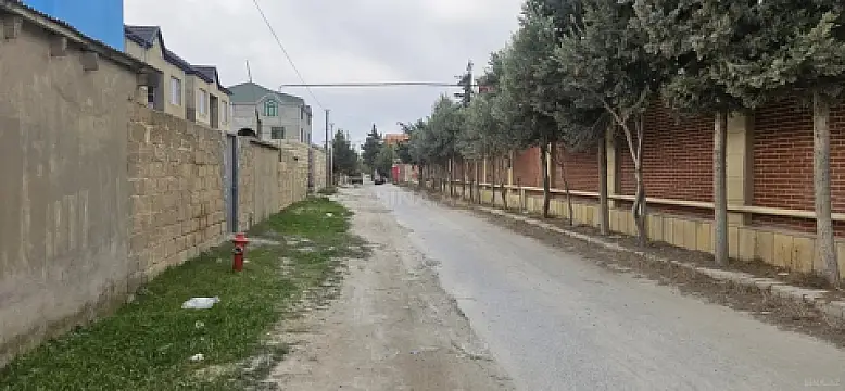 Satılır 4 otaqlı həyət evi 140 m²