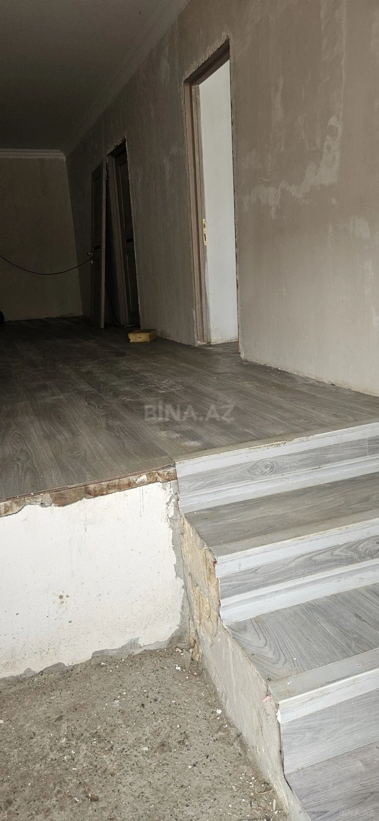 Satılır 4 otaqlı həyət evi 140 m²