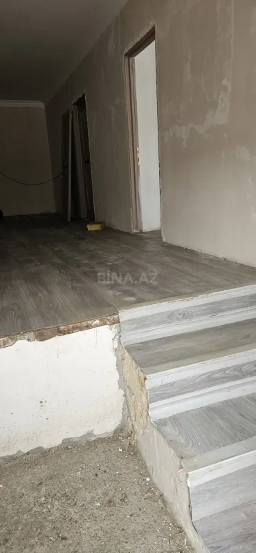 Satılır 4 otaqlı həyət evi 140 m²