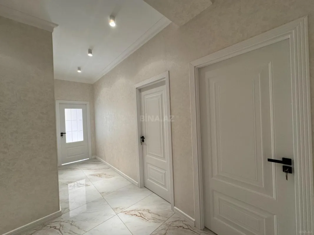 Satılır 2 otaqlı mənzil 70 m²