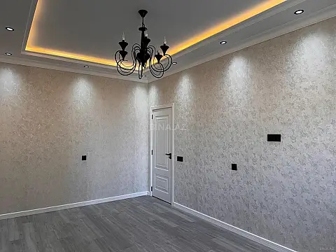 Satılır 2 otaqlı mənzil 70 m²