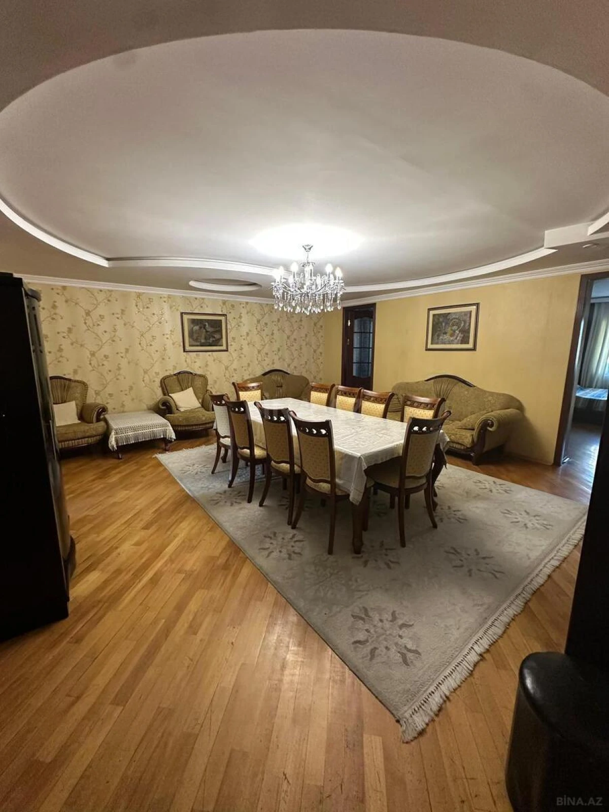 Satılır 4 otaqlı mənzil 120 m²