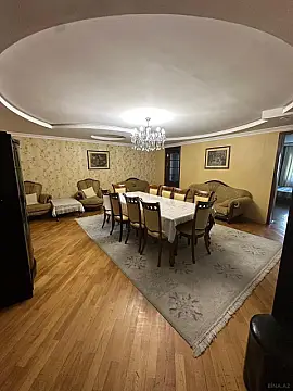 Satılır 4 otaqlı mənzil 120 m²