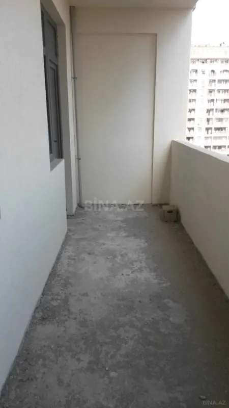 Satılır 2 otaqlı mənzil 119 m²