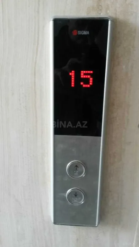 Satılır 2 otaqlı mənzil 119 m²