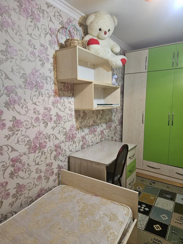 Satılır 4 otaqlı mənzil 72 m²