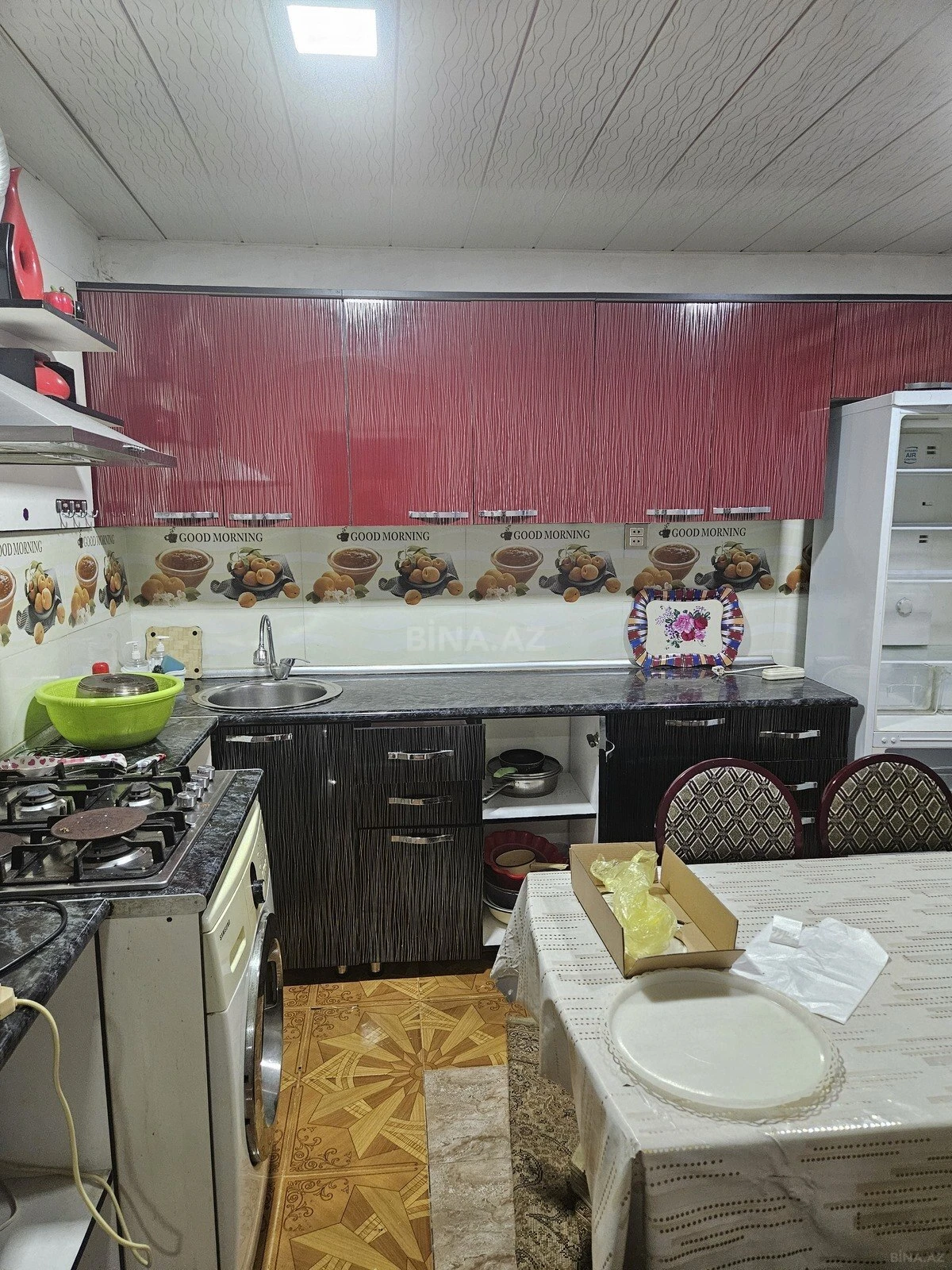 Satılır 4 otaqlı mənzil 72 m²