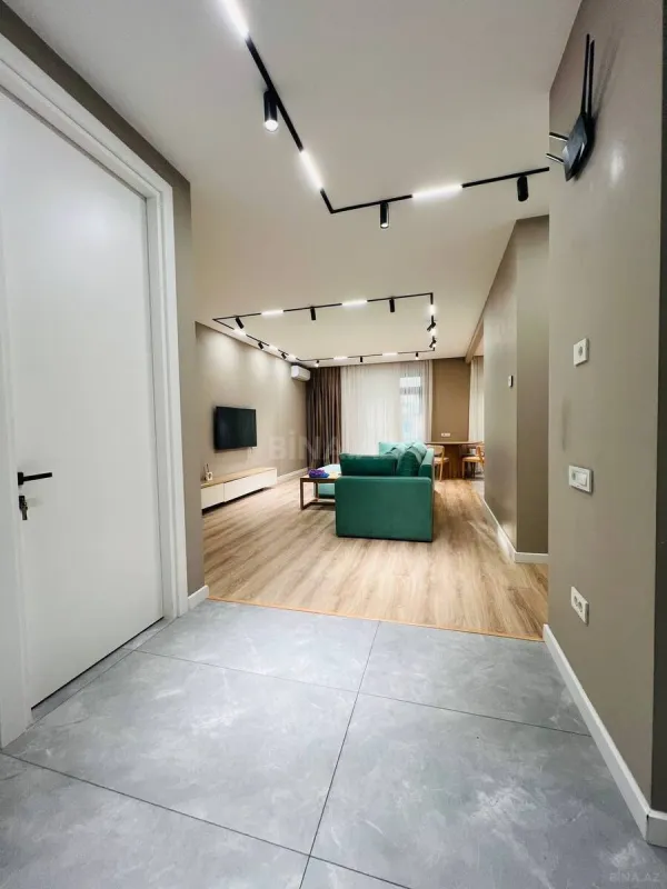 Kirayə verilir 3 otaqlı mənzil 145 m²