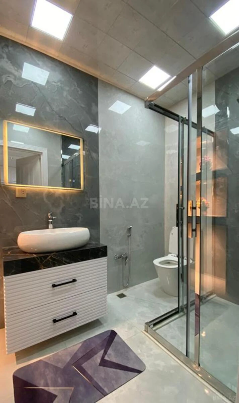 Satılır 3 otaqlı mənzil 104 m²